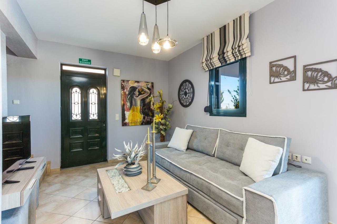 Evangelos Villas, Lavish Touch, By Thinkvilla Angeliana  Eksteriør bilde