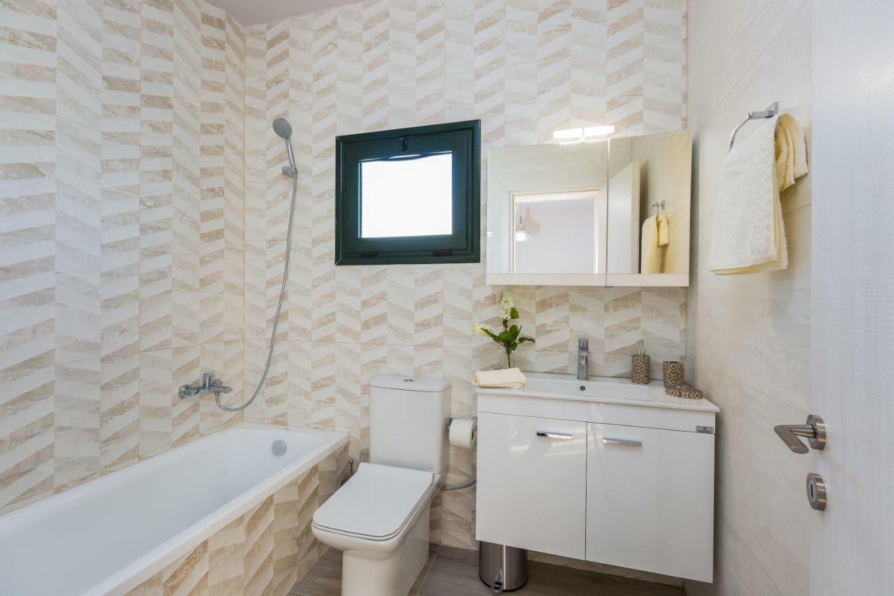 Evangelos Villas, Lavish Touch, By Thinkvilla Angeliana  Eksteriør bilde