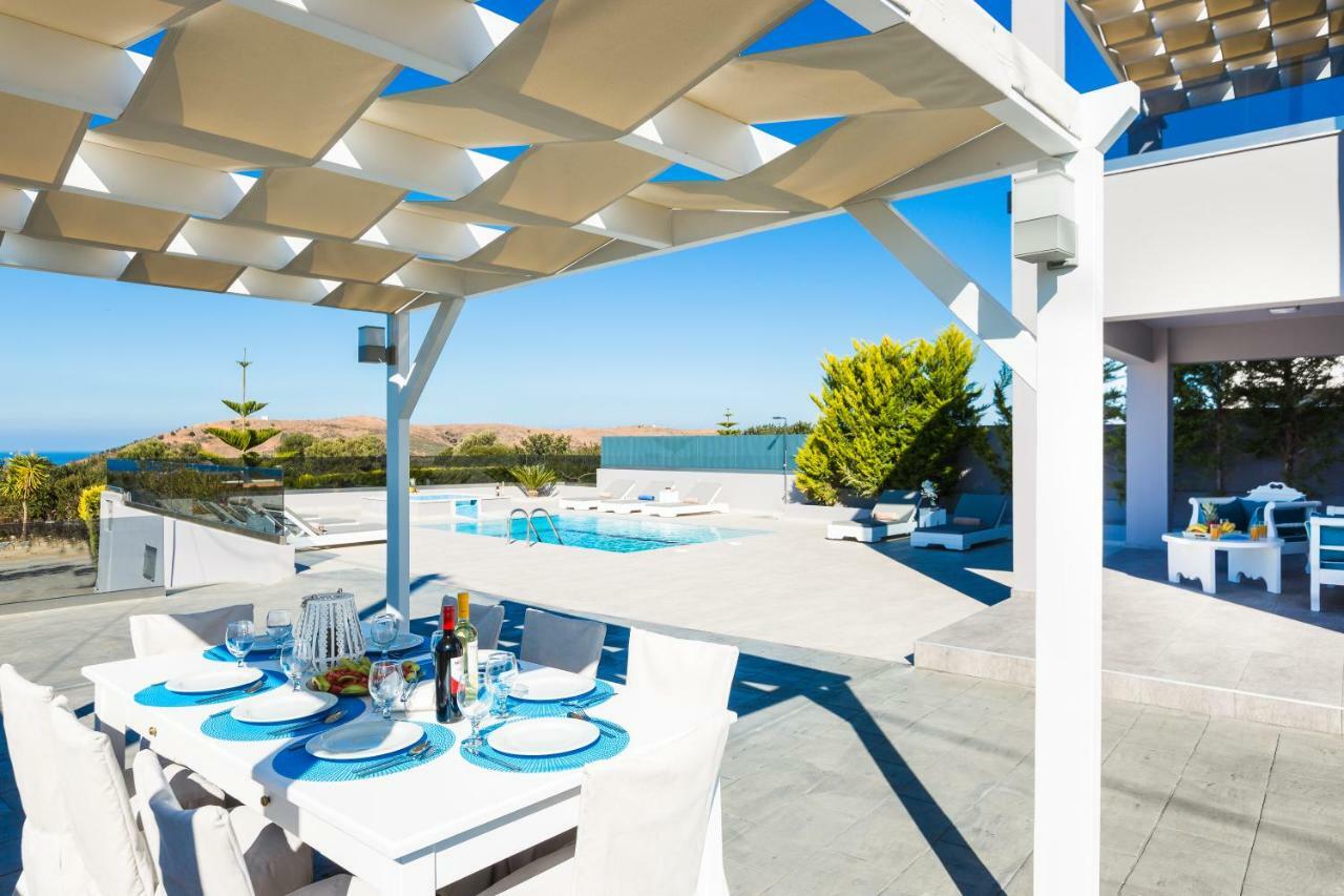 Evangelos Villas, Lavish Touch, By Thinkvilla Angeliana  Eksteriør bilde