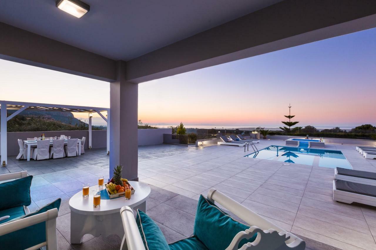Evangelos Villas, Lavish Touch, By Thinkvilla Angeliana  Eksteriør bilde